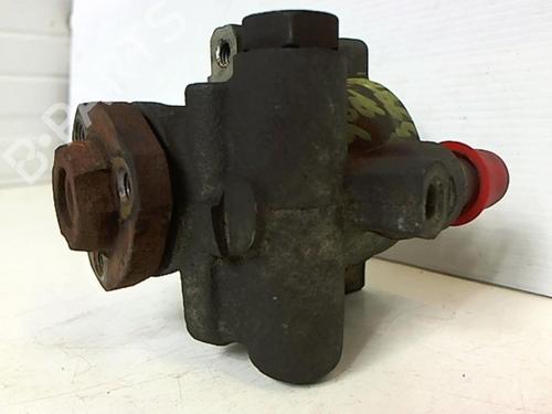 Used Steering pump VW POLO III (6N1) 60 1.4 (60 hp) 25638590