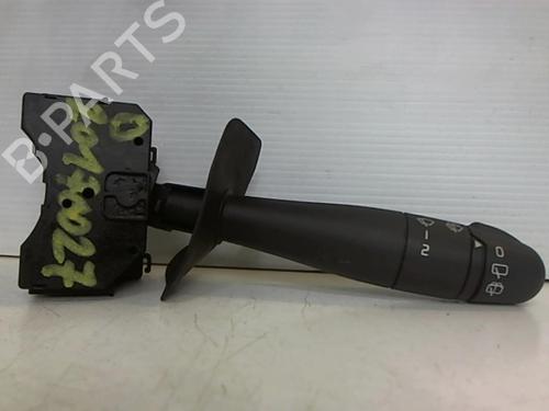 Used Steering column stalk RENAULT CLIO II (BB_, CB_) 1.4 16V (B/CB0P, BB13) (98 hp) 25649619
