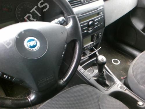 Mass air flow sensor FIAT STILO Multi Wagon (192_) 1.9 JTD | BP25633351M95 - Image 10
