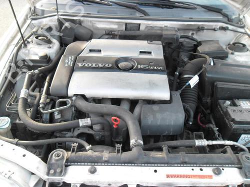 Used Parts VOLVO V40 Estate (645)  1.8  2526532