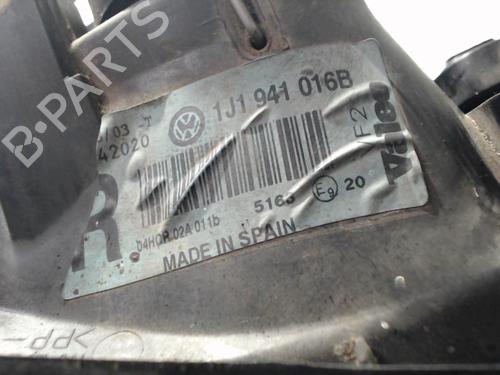Used Right headlight Right headlight VW GOLF IV (1J1) 1.9 TDI (101 hp) 31928308 31928308