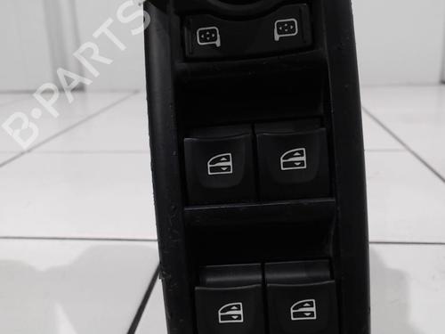 Used Switch Switch RENAULT MEGANE III Grandtour (KZ0/1) 1.5 dCi (KZ09, KZ0D, KZ1G, KZ29, KZ14, KZ1W, KZ10, KZ1F,... (110 hp) 25629483 25629483