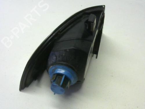 Used Left front indicator Left front indicator ROVER 200 II Hatchback (XW) 218 D (71 hp) 25641487 25641487