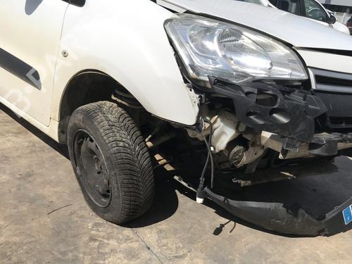 Left taillight CITROËN BERLINGO Box Body/MPV (B9) 1.6 HDi / BlueHDi 75 | BP32125739C34 