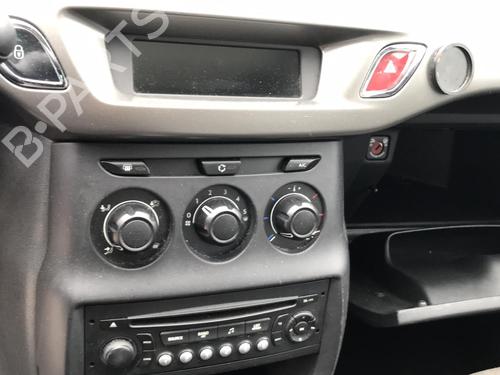 Fuse box CITROËN C3 II (SC_) 1.4 HDi 70 (SC8HZC, SC8HR0, SC8HP4) | BP25629116E1 - Image 1