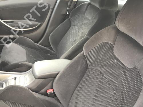 Front right seatbelt CITROËN C5 III (RD_) 2.0 HDi 140 (RDRHF8, RDRHFA, RDRHA8, RDRHAJ) | BP29349919I25 - Image 29