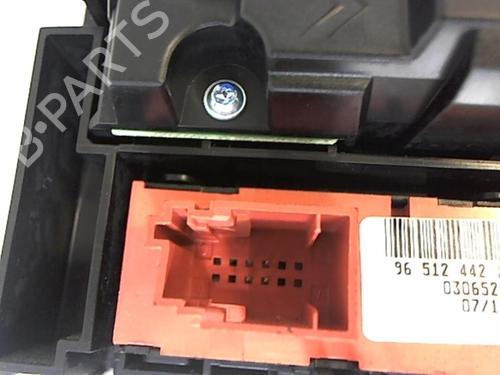 Used Climate control Climate control 25643983 25643983
