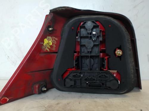 Right taillight VW GOLF IV (1J1) 1.9 SDI | BP25640312C35 