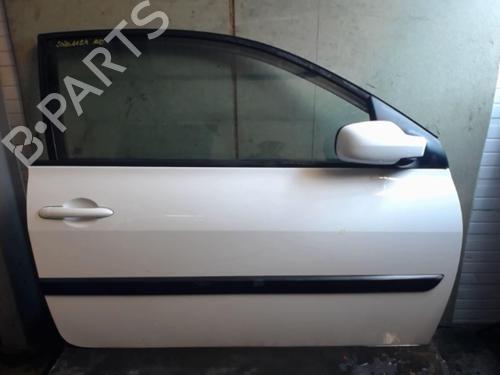Used Right front door RENAULT MEGANE II (BM0/1_, CM0/1_) 1.5 dCi (BM1F, CM1F) (86 hp) 25651079