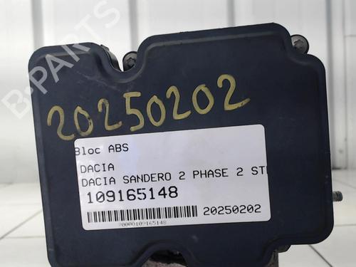 Used ABS pump DACIA SANDERO II 1.5 dCi (90 hp) 31613222