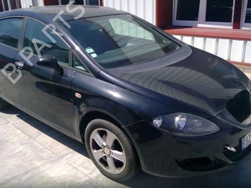 Left mirror SEAT LEON (1P1) 1.9 TDI | BP25645327C26 