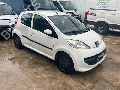 Used Parts PEUGEOT 107 (PM_, PN_) 1.0 4959477