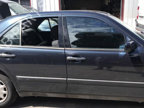 Left front door MERCEDES-BENZ E-CLASS (W210) E 290 Turbo-D (210.017) | BP25644675C2 