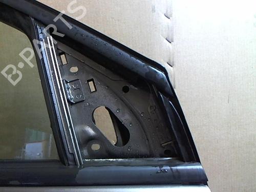 Used Right front door Right front door 25645984 25645984