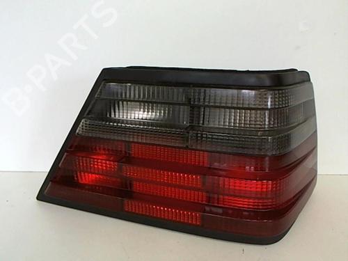 Used Right taillight MERCEDES-BENZ 124 Saloon (W124) 250 D (124.125) (94 hp) 25641336