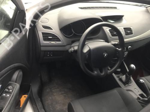 Skrzynia biegów RENAULT MEGANE III Hatchback (BZ0/1_, B3_) 1.5 dCi (BZ0C) | BP30930082M3