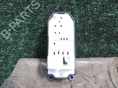 Switch TOYOTA YARIS (_P9_) 1.3 VVT-i (SCP90_, SCP90R) | BP25628372I30 - Image 3