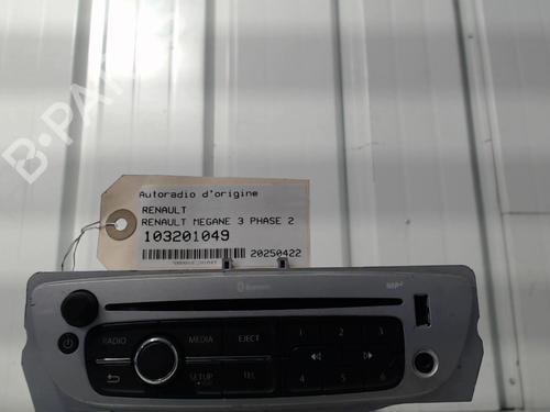 radio-renault-megane-iii-hatchback-bz01_-b3_-2008-32062436 main image