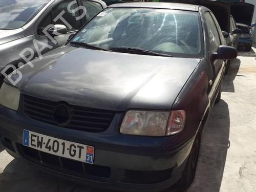 Right taillight VW POLO (6N2) 1.9 SDI | BP25640085C35 