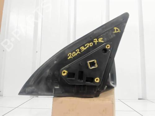 Used Right mirror Right mirror 25631052 25631052