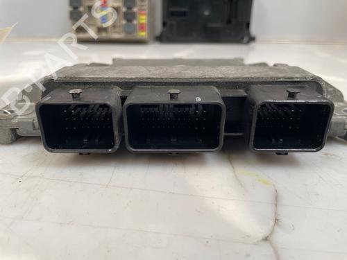 Electronic module RENAULT CLIO III (BR0/1, CR0/1) 1.2 16V (BR0P, CR0P) | BP39761028M83 - Image 8