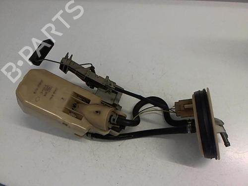 Used Fuel pump NISSAN MICRA II (K11) 1.0 i 16V (54 hp) 25636992