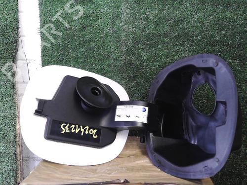 fuel-flap-fiat-500l-351_-352_-2012-25629737 main image