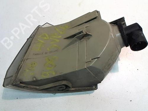 Used Right front indicator Right front indicator PEUGEOT 106 I (1A, 1C) 1.0 (50 hp) 25646940 25646940