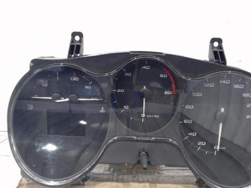 Used Instrument cluster SEAT LEON (1P1) 1.6 TDI (105 hp) 25632597