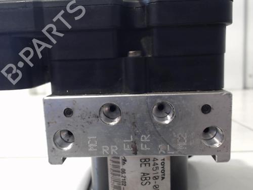 Used ABS pump ABS pump TOYOTA YARIS (_P9_) 1.4 D-4D (NLP90_, NLP90R) (90 hp) 32472770 32472770