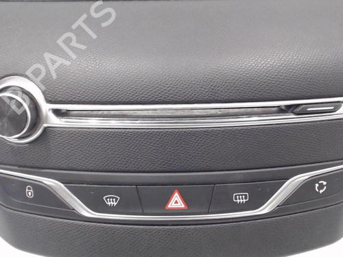 Used Climate control Climate control 25649957 25649957