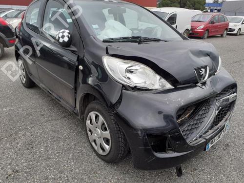 Left taillight PEUGEOT 107 (PM_, PN_) 1.0 | BP25630589C34 