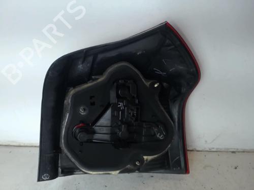 Used Left taillight TOYOTA COROLLA (_E12_) 2.0 D-4D (CDE120R, CDE120L_) (116 hp) 25632883
