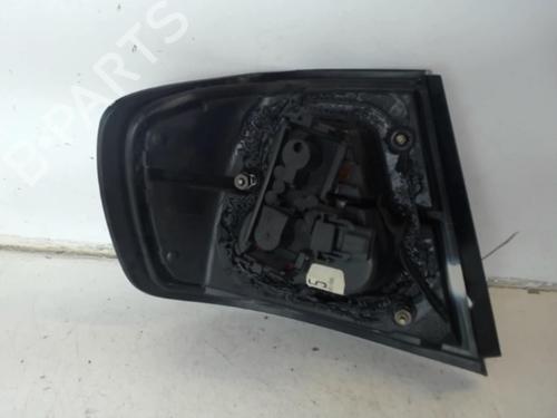 Used Right taillight NISSAN PRIMERA Hatchback (P11) 1.6 16V (99 hp) 25651151