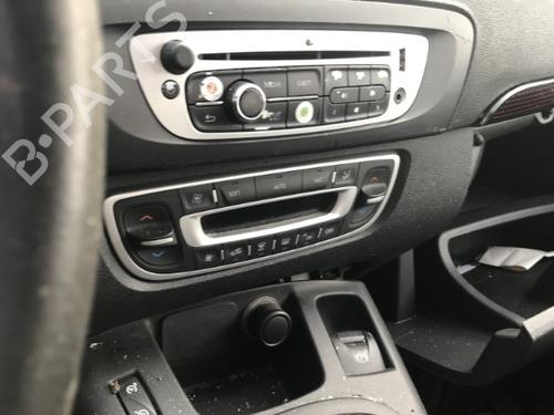 Fuel flap RENAULT SCÉNIC III (JZ0/1_) 1.5 dCi | BP28213405C131