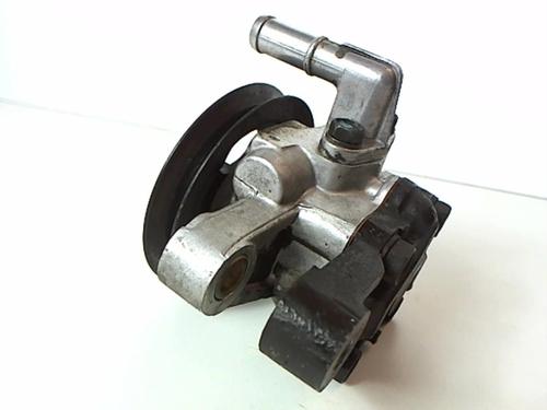 Used Steering pump Steering pump HYUNDAI LANTRA II Estate (J-2) 2.0 16V (139 hp) 25632569 25632569