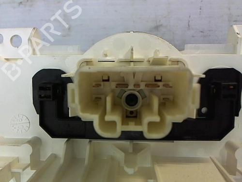 AC Styreenhet / Manøvreringsenhet PEUGEOT 107 (PM_, PN_) 1.0 | BP25628852I5