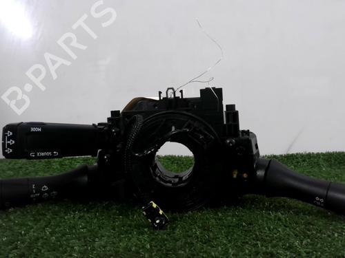 Used Steering column stalk RENAULT CLIO V (B7_) 1.5 Blue dCi 100 (B7AD) (101 hp) 31322733