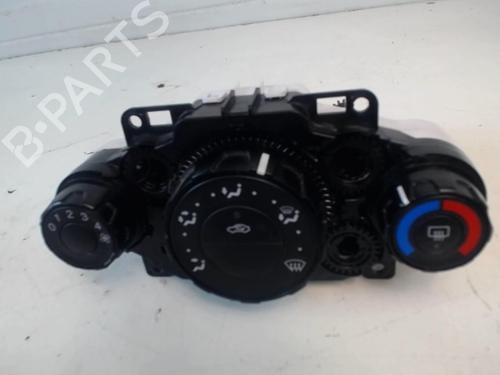 Used Climate control FORD FIESTA VI (CB1, CCN) 1.4 TDCi (70 hp) 25643408
