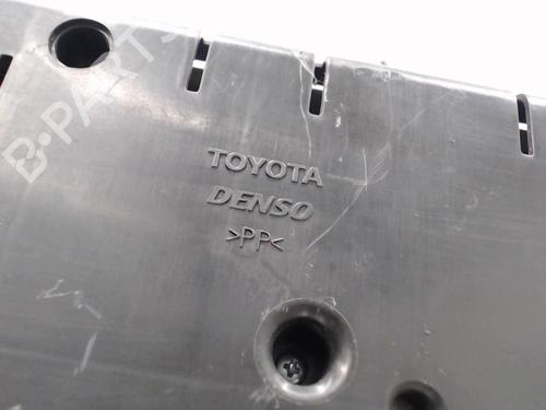 Used Instrument cluster Instrument cluster TOYOTA COROLLA Verso (ZER_, ZZE12_, R1_) 2.2 D-4D (AUR10_, AUR10R) (177 hp) 26428619 26428619
