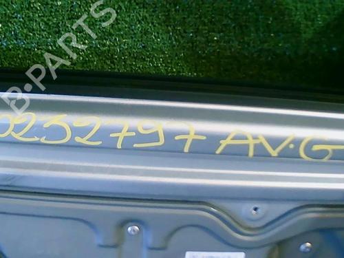 Used Left front door Left front door 25647539 25647539