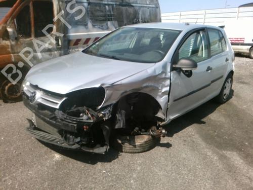 Right taillight VW GOLF V (1K1) 1.9 TDI | BP25645718C35 