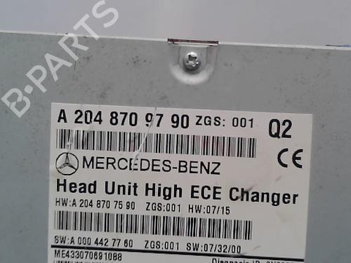 Used Radio Radio 38233897 38233897