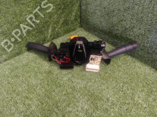Used Steering column stalk RENAULT CLIO II Hatchback Van (SB0/1/2_) 1.9 D (SB0R) (54 hp) 25631785