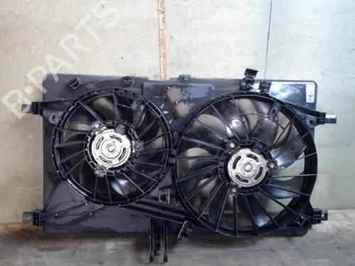 Used Radiator fan Radiator fan RENAULT MASTER III Van (FV) 2.3 dCi 125 FWD (FV0C, FV0D, FV0G, FV0H, FV0J, FV0K,... (125 hp) 25645661 25645661