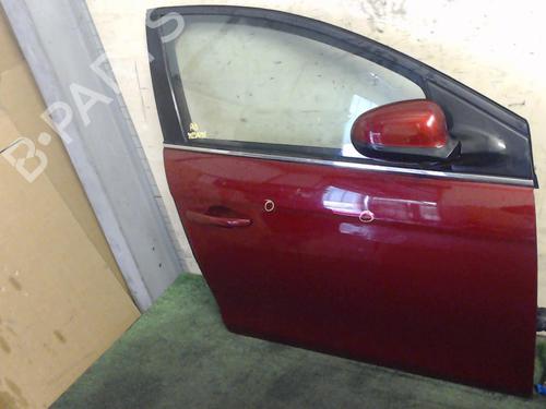 Used Right front door Right front door 25629210 25629210