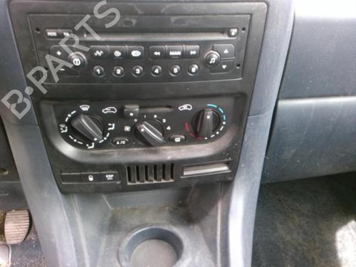 Instrument cluster PEUGEOT 1007 (KM_) 1.4 | BP25648693C47 