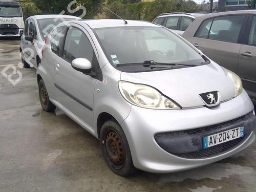 Used Parts PEUGEOT 107 (PM_, PN_) 1.0 (68 hp) 4286701