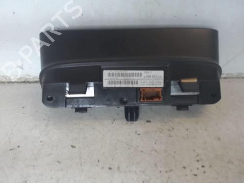 instrument-cluster-citroen-c4-cactus-2014-25630664 main image