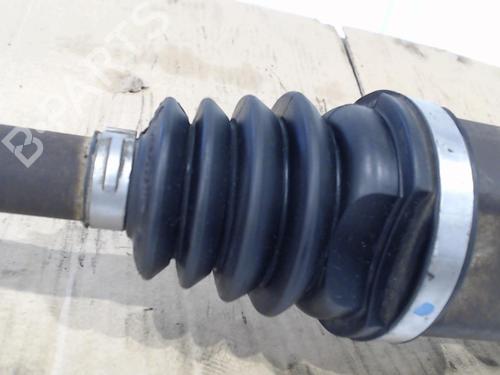 Used Right front driveshaft Right front driveshaft RENAULT MEGANE II (BM0/1_, CM0/1_) 1.5 dCi (BM02, BM13, BM2A, CM02, CM13) (101 hp) 25773473 25773473